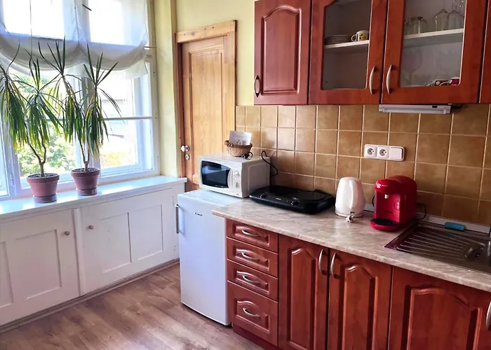 Flora Apartment